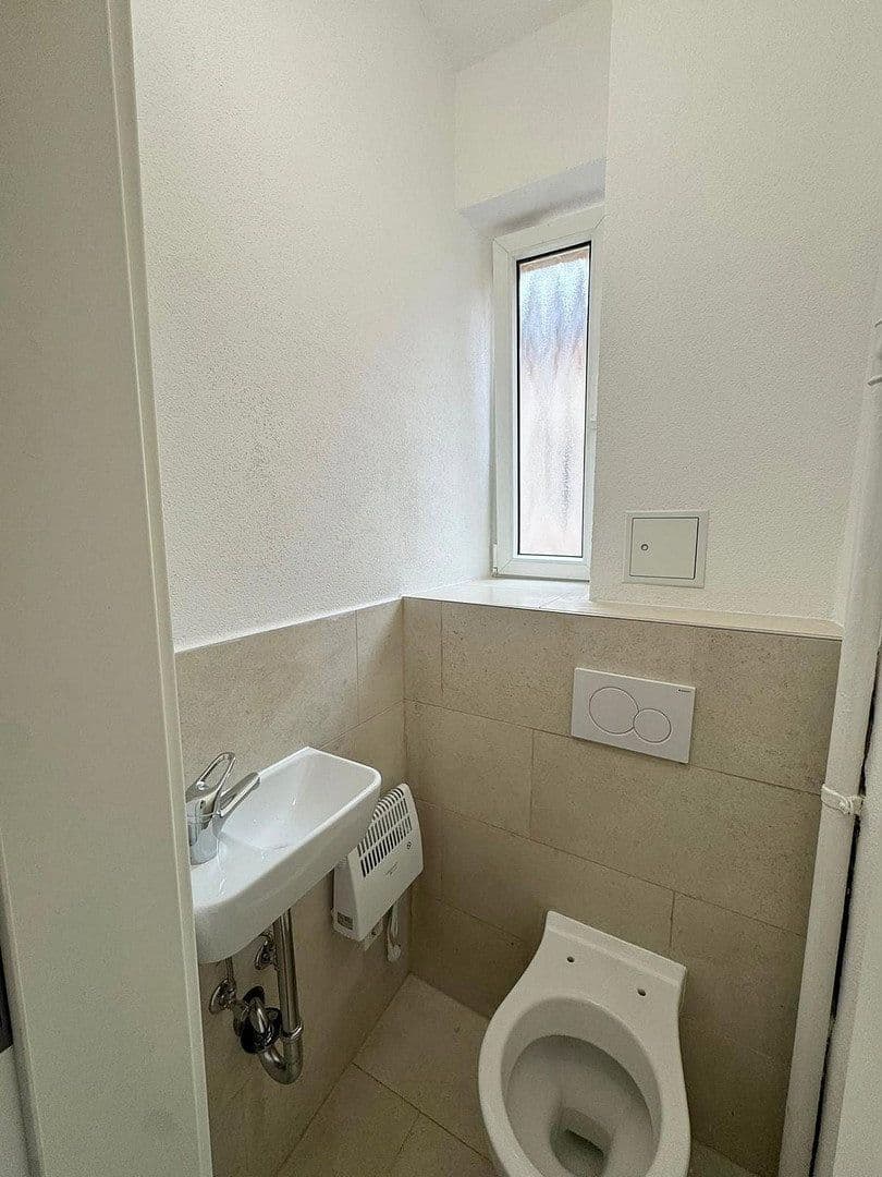 Prodej bytu 3+1 78 m², Stuttgart, Bádensko-Württembersko Prodej bytu 3+1 78 m², Stuttgart, Bádensko-Württembersko