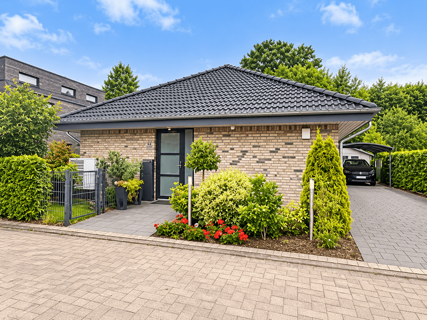 Prodej domu 125 m², pozemek 811 m², kastanienring 42, Kaltenkirchen, Šlesvicko-Holštýnsko Prodej domu 125 m², pozemek 811 m², kastanienring 42, Kaltenkirchen, Šlesvicko-Holštýnsko