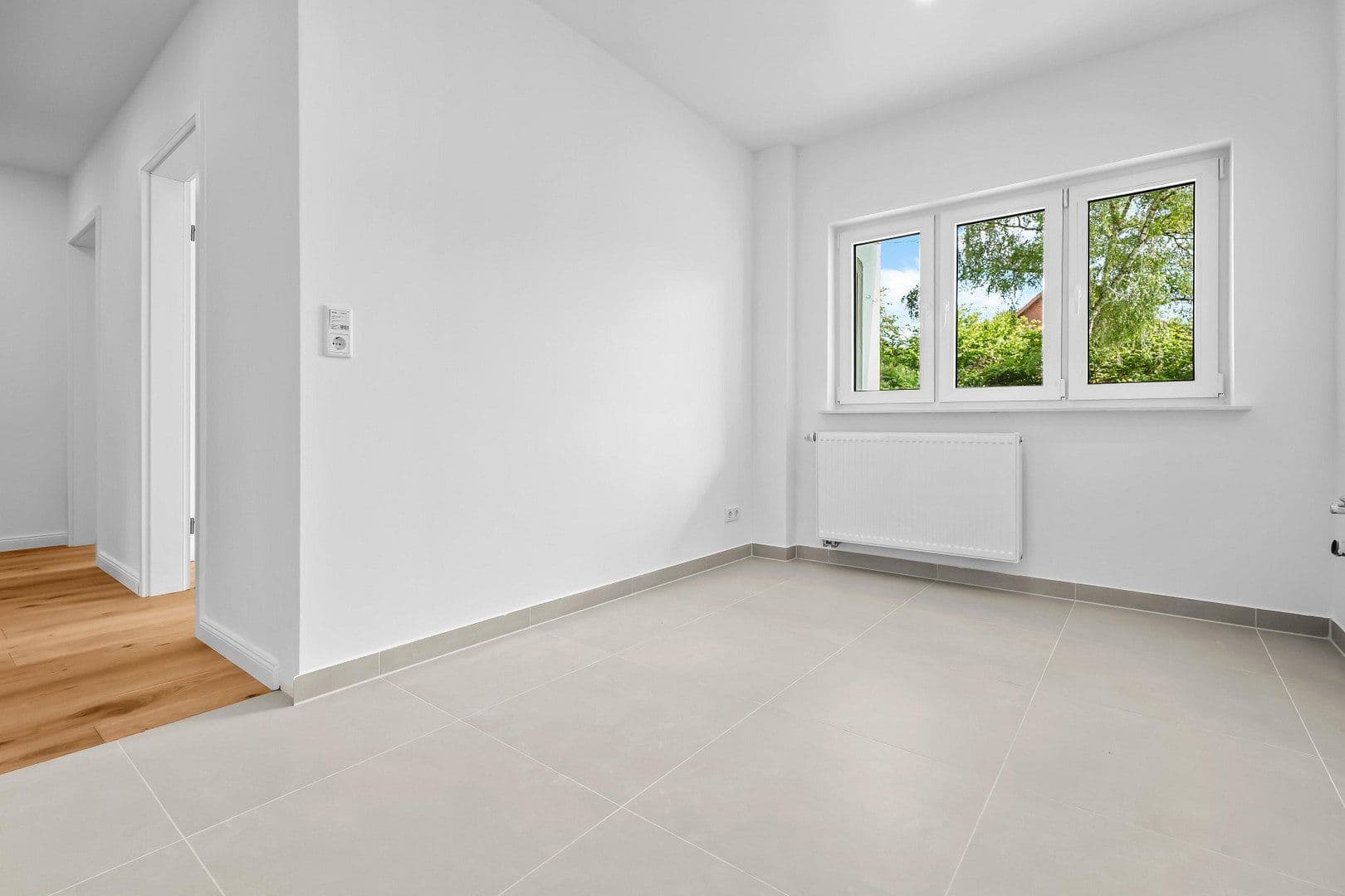 Prodej bytu 4+1 79 m², Bremen, Bremen Prodej bytu 4+1 79 m², Bremen, Bremen