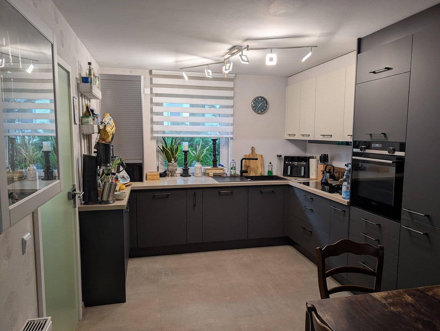 Prodej domu 123 m², pozemek 236 m², Oberhausen, Severní Porýní-Vestfálsko Prodej domu 123 m², pozemek 236 m², Oberhausen, Severní Porýní-Vestfálsko
