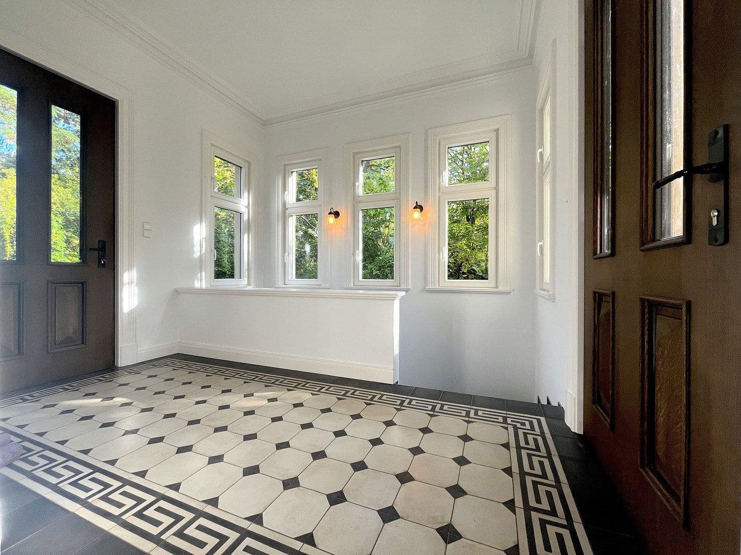 Prodej domu 380 m², pozemek 711 m², Hamburg-Nienstedten, Hamburg Prodej domu 380 m², pozemek 711 m², Hamburg-Nienstedten, Hamburg