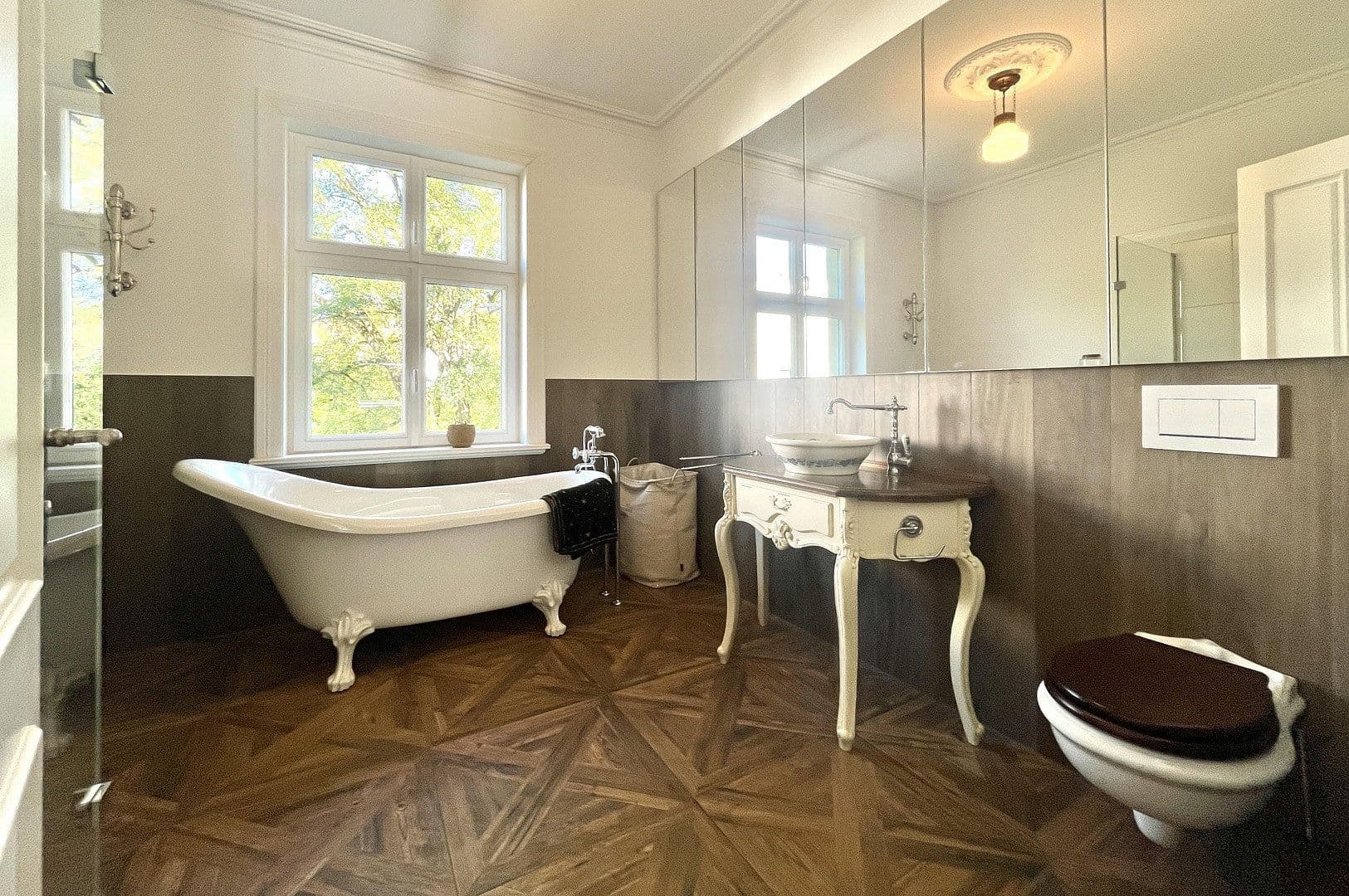 Prodej domu 380 m², pozemek 711 m², Hamburg-Nienstedten, Hamburg Prodej domu 380 m², pozemek 711 m², Hamburg-Nienstedten, Hamburg