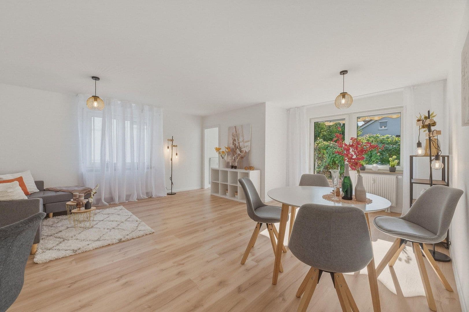 Prodej bytu 2+1 63 m², Kirchheim unter Teck, Bádensko-Württembersko Prodej bytu 2+1 63 m², Kirchheim unter Teck, Bádensko-Württembersko