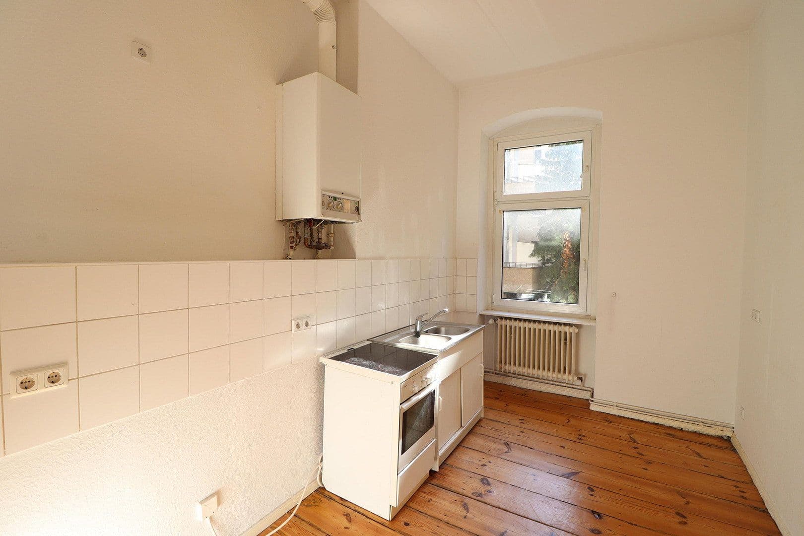 Pronájem bytu 2+1 74 m², Antwerpener Str. 00, Berlin, Berlín Pronájem bytu 2+1 74 m², Antwerpener Str. 00, Berlin, Berlín