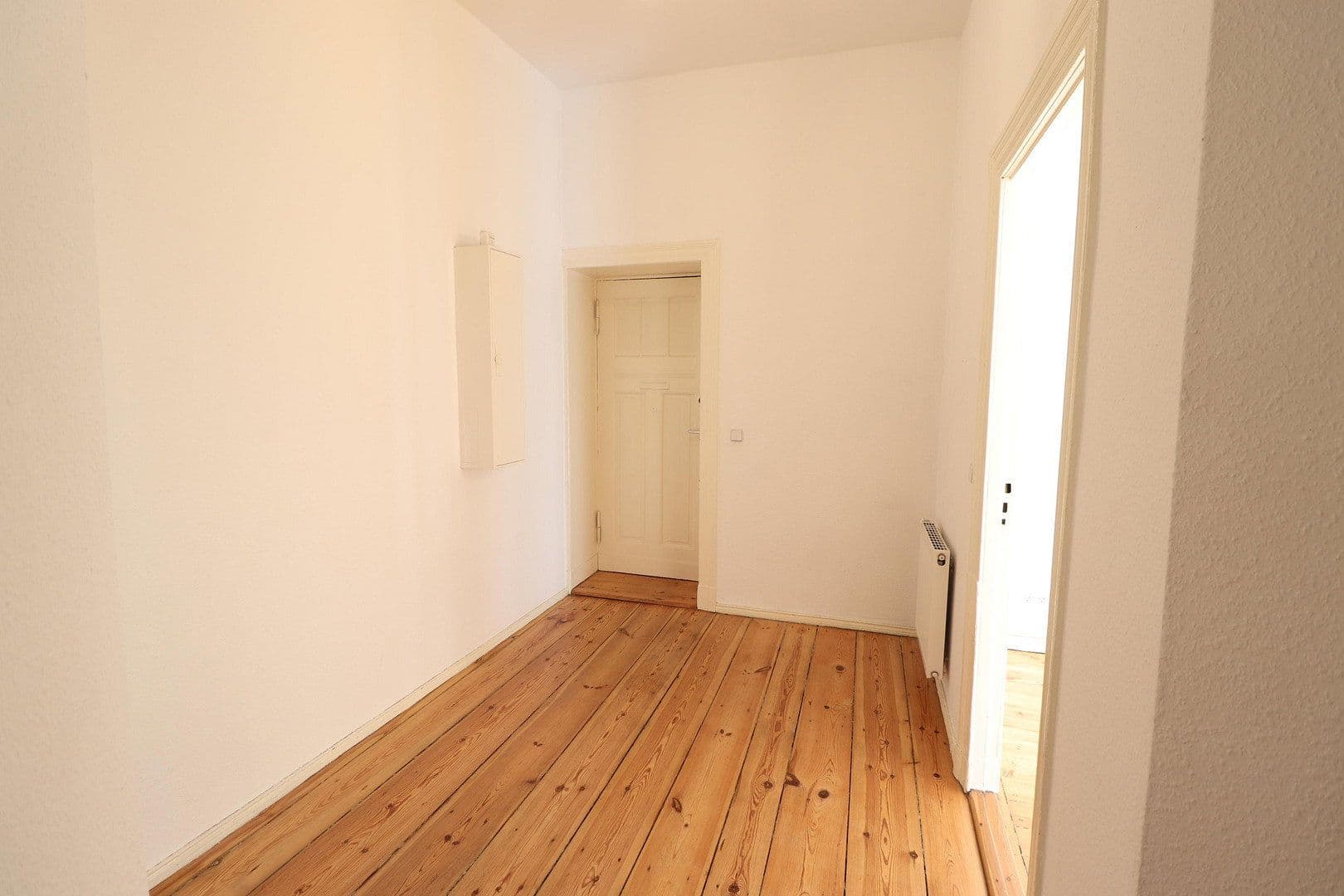 Pronájem bytu 2+1 74 m², Antwerpener Str. 00, Berlin, Berlín Pronájem bytu 2+1 74 m², Antwerpener Str. 00, Berlin, Berlín