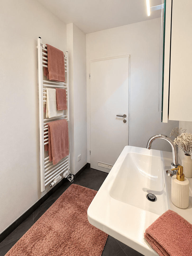 Prodej bytu 2+1 60 m², Berlin, Berlín Prodej bytu 2+1 60 m², Berlin, Berlín