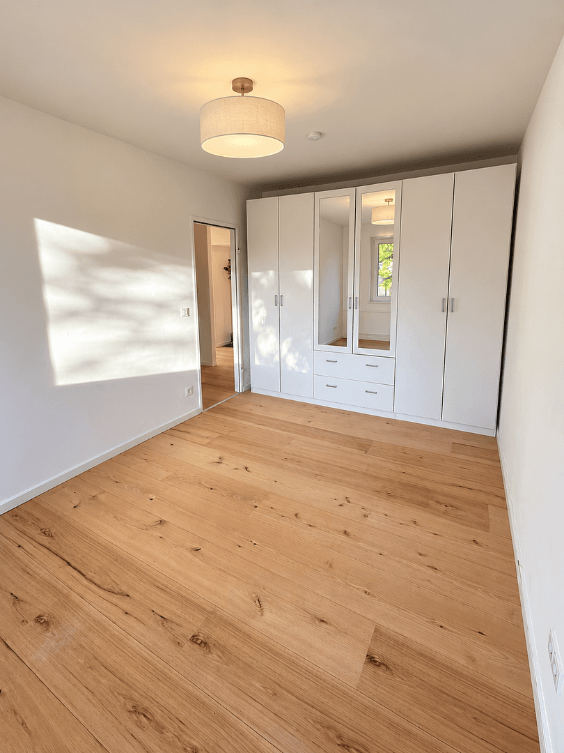 Prodej bytu 2+1 60 m², Berlin, Berlín Prodej bytu 2+1 60 m², Berlin, Berlín