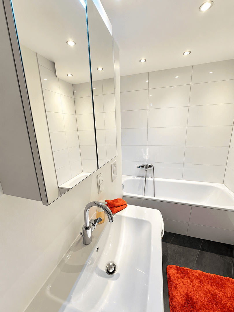 Prodej bytu 2+1 60 m², Berlin, Berlín Prodej bytu 2+1 60 m², Berlin, Berlín