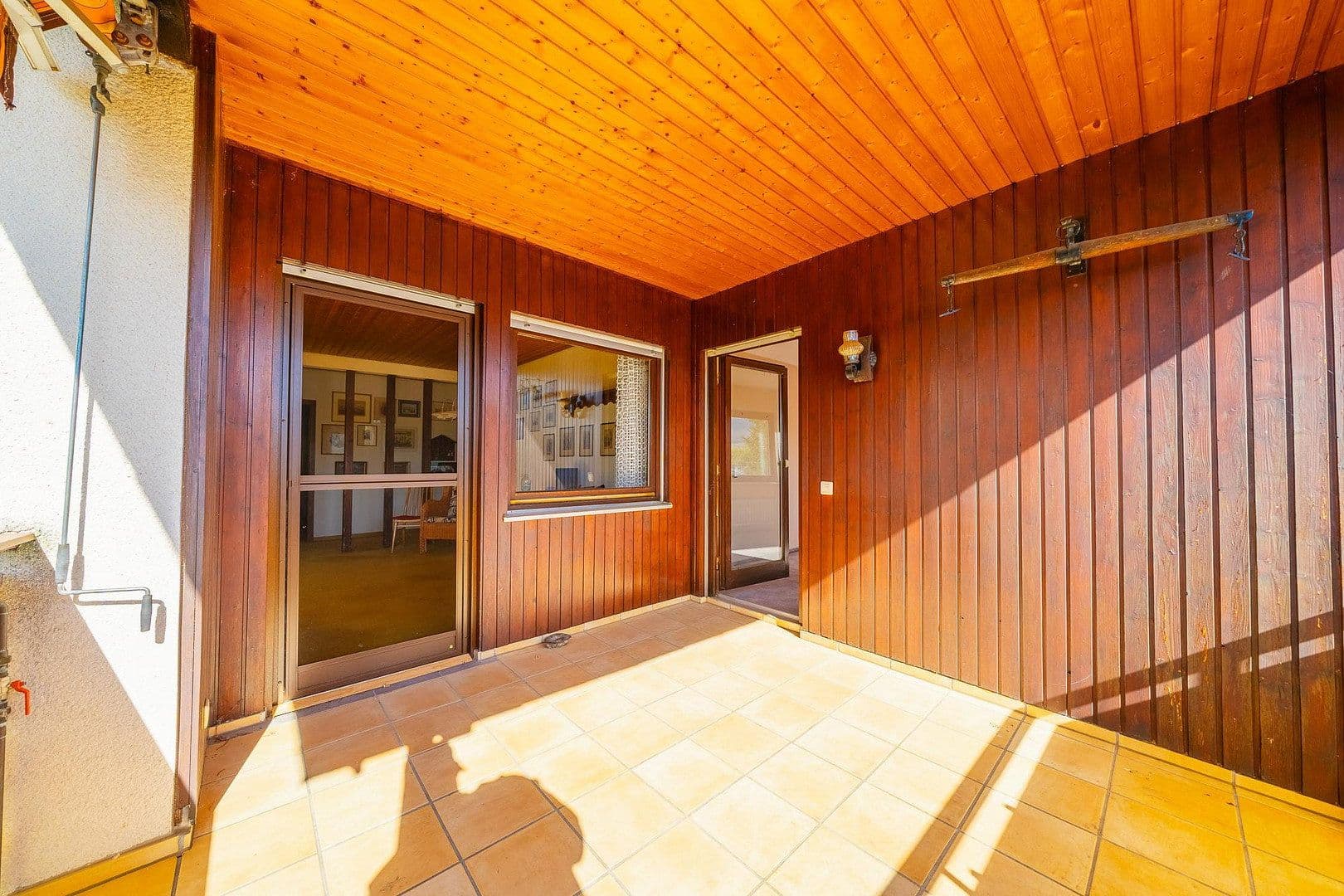 Prodej domu 178 m², pozemek 493 m², Kirchheim unter Teck, Bádensko-Württembersko Prodej domu 178 m², pozemek 493 m², Kirchheim unter Teck, Bádensko-Württembersko