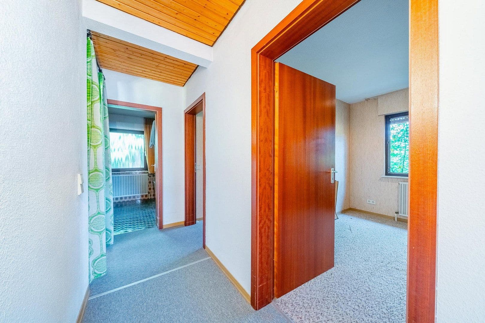 Prodej domu 178 m², pozemek 493 m², Kirchheim unter Teck, Bádensko-Württembersko Prodej domu 178 m², pozemek 493 m², Kirchheim unter Teck, Bádensko-Württembersko