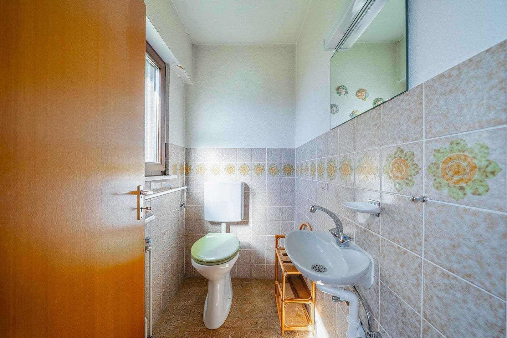 Prodej domu 178 m², pozemek 493 m², Kirchheim unter Teck, Bádensko-Württembersko Prodej domu 178 m², pozemek 493 m², Kirchheim unter Teck, Bádensko-Württembersko