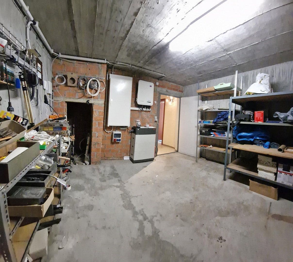 Prodej domu 178 m², pozemek 493 m², Kirchheim unter Teck, Bádensko-Württembersko Prodej domu 178 m², pozemek 493 m², Kirchheim unter Teck, Bádensko-Württembersko