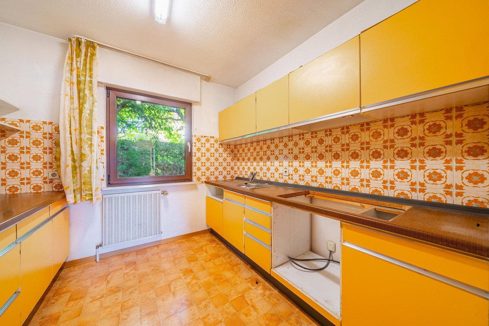 Prodej domu 178 m², pozemek 493 m², Kirchheim unter Teck, Bádensko-Württembersko Prodej domu 178 m², pozemek 493 m², Kirchheim unter Teck, Bádensko-Württembersko