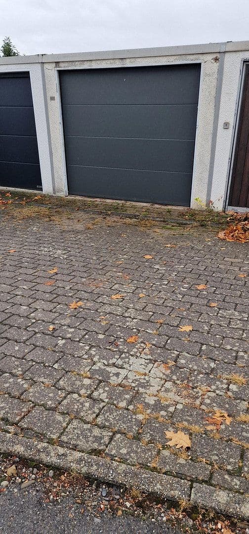 Prodej domu 178 m², pozemek 493 m², Kirchheim unter Teck, Bádensko-Württembersko Prodej domu 178 m², pozemek 493 m², Kirchheim unter Teck, Bádensko-Württembersko