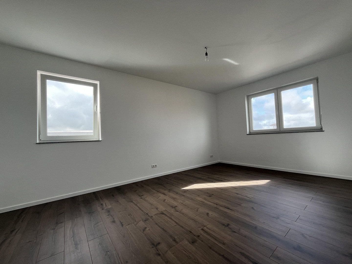 Pronájem domu 165 m², pozemek 277 m², An der Wachhecke 7a, Bad Münstereifel, Severní Porýní-Vestfálsko Pronájem domu 165 m², pozemek 277 m², An der Wachhecke 7a, Bad Münstereifel, Severní Porýní-Vestfálsko