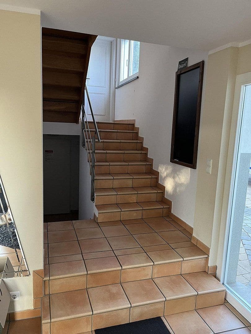 Prodej domu 244 m², pozemek 826 m², Schubertstraße 14, Straubenhardt, Bádensko-Württembersko Prodej domu 244 m², pozemek 826 m², Schubertstraße 14, Straubenhardt, Bádensko-Württembersko