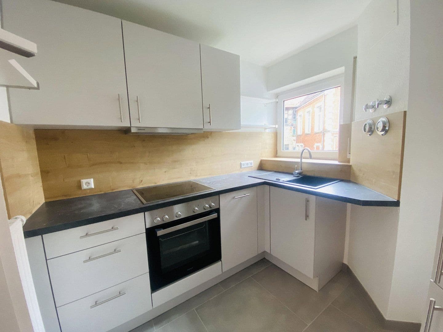 Pronájem bytu 2+1 57 m², Hirschstraße 26, Herbrechtingen, Bádensko-Württembersko Pronájem bytu 2+1 57 m², Hirschstraße 26, Herbrechtingen, Bádensko-Württembersko