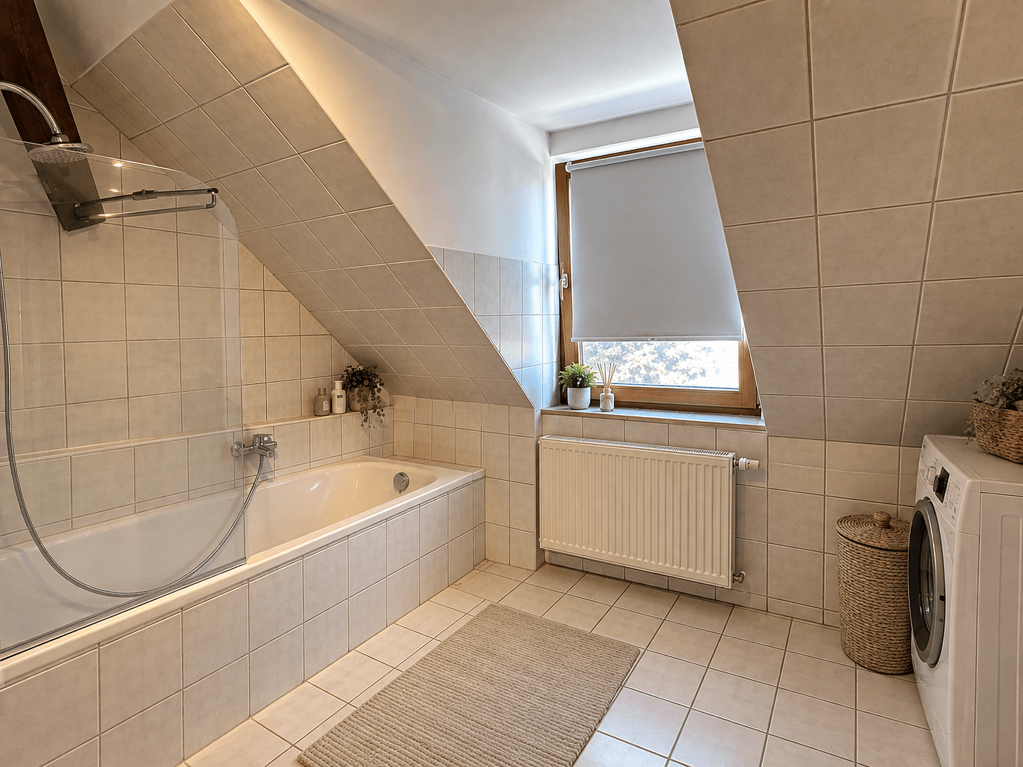 Pronájem bytu 2+1 63 m², Hauptstraße 4C, Cossebaude, Sasko Pronájem bytu 2+1 63 m², Hauptstraße 4C, Cossebaude, Sasko
