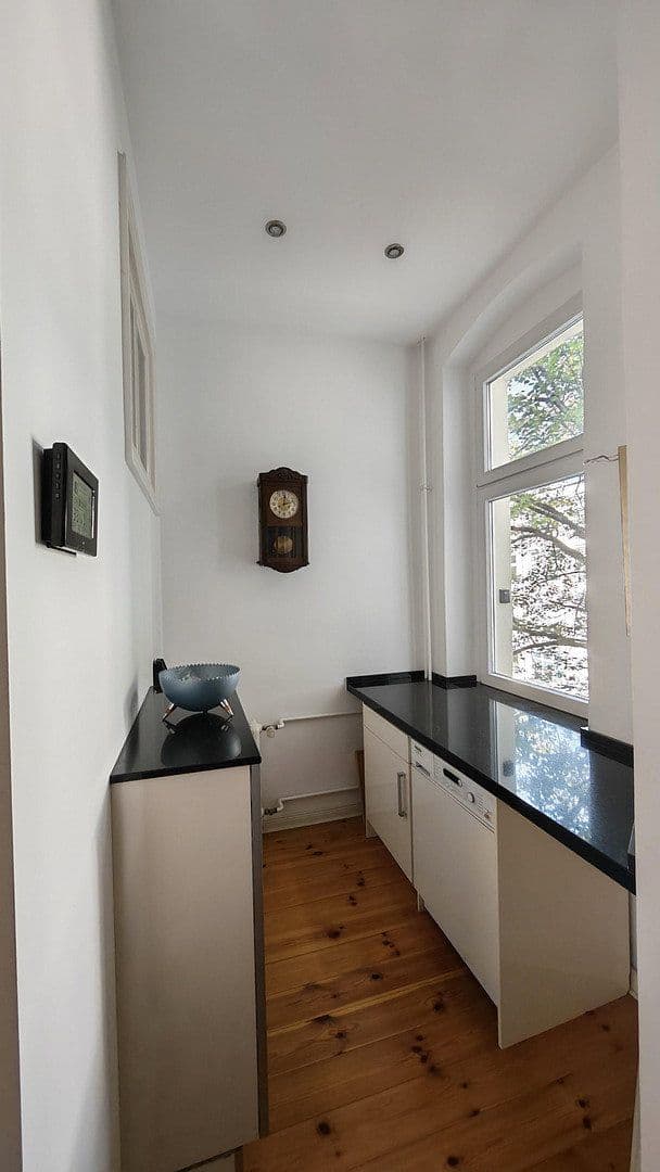 Prodej bytu 4+kk 106 m², Berlin, Berlín Prodej bytu 4+kk 106 m², Berlin, Berlín
