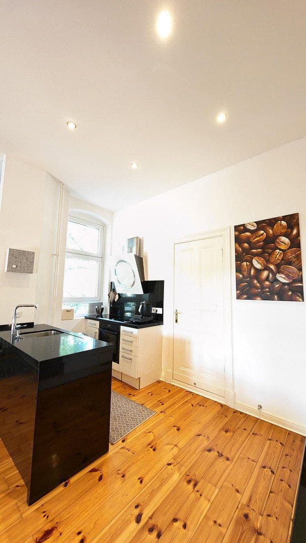 Prodej bytu 4+kk 106 m², Berlin, Berlín Prodej bytu 4+kk 106 m², Berlin, Berlín