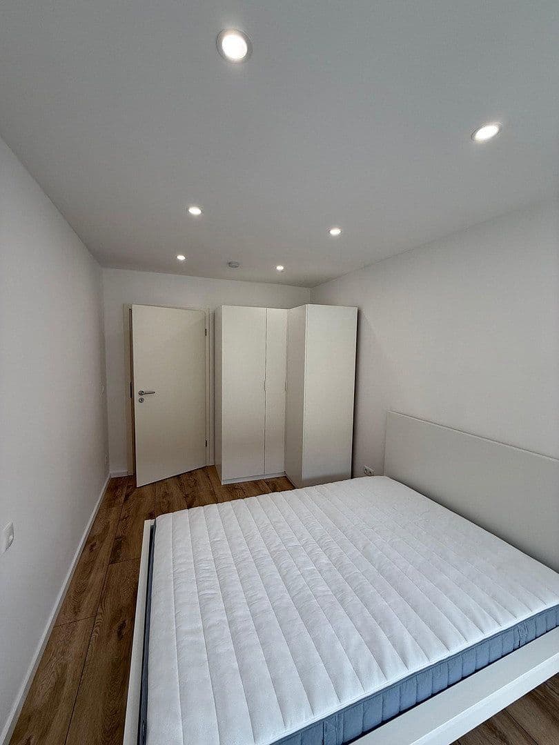 Pronájem bytu 17 m², Viernheim, Hessen Pronájem bytu 17 m², Viernheim, Hessen