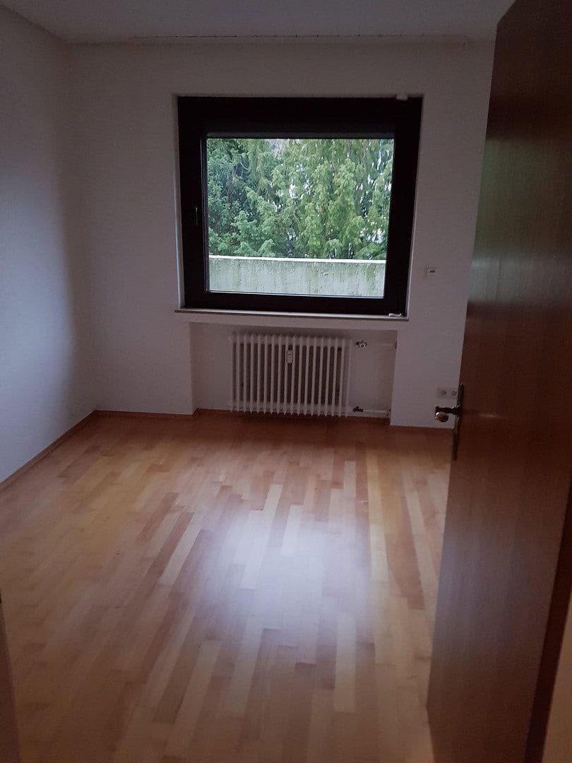 Pronájem bytu 4+1 95 m², Bahnhofstraße 37, Xanten, Severní Porýní-Vestfálsko Pronájem bytu 4+1 95 m², Bahnhofstraße 37, Xanten, Severní Porýní-Vestfálsko