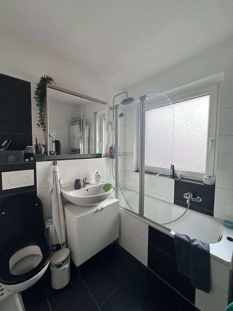 Pronájem bytu 3+1 77 m², Grürmannstraße 30, Schwerte, Severní Porýní-Vestfálsko Pronájem bytu 3+1 77 m², Grürmannstraße 30, Schwerte, Severní Porýní-Vestfálsko
