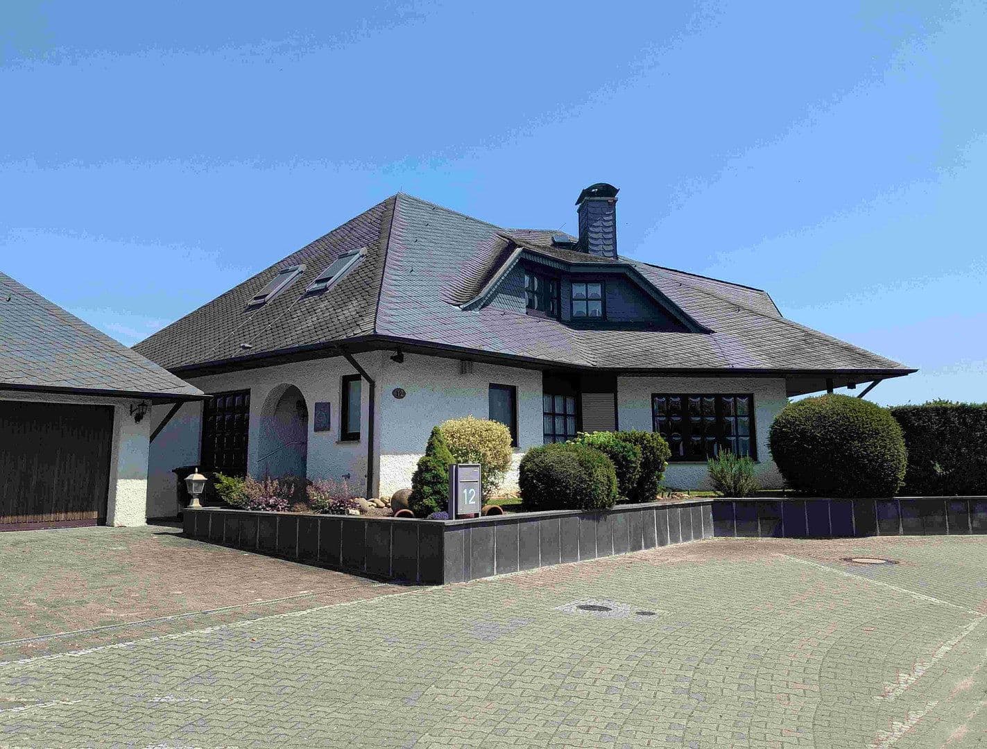 Prodej domu 215 m², pozemek 642 m², Riedstadt, Hessen Prodej domu 215 m², pozemek 642 m², Riedstadt, Hessen
