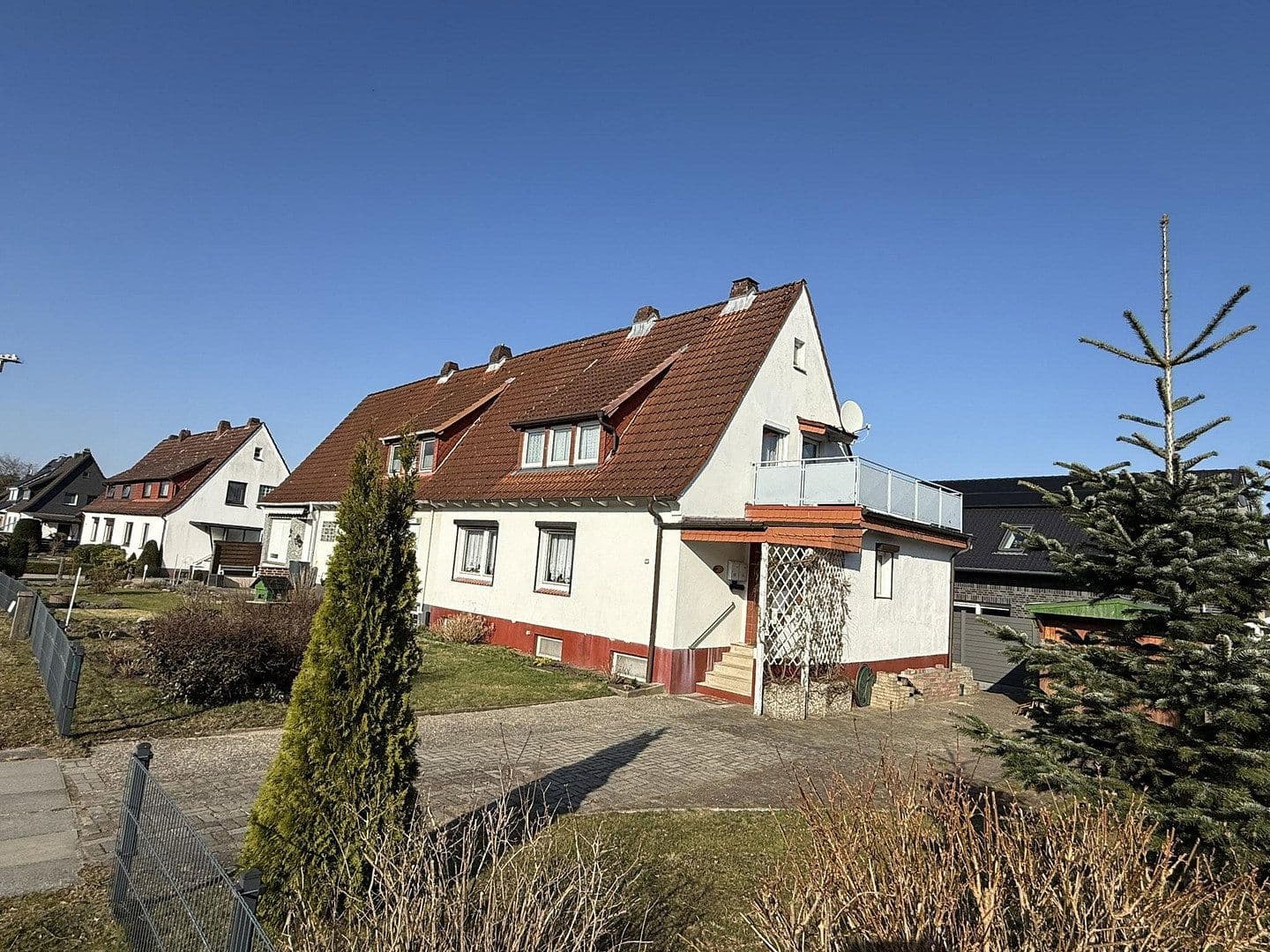 Prodej domu 109 m², pozemek 351 m², Neu Wulmstorf, Dolní Sasko Prodej domu 109 m², pozemek 351 m², Neu Wulmstorf, Dolní Sasko