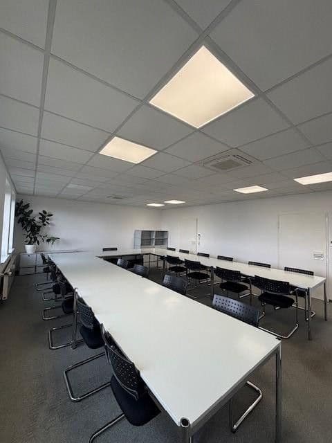 Pronájem kanceláře 250 m², Wilhelmstr. 78, Reilingen, Bádensko-Württembersko Pronájem kanceláře 250 m², Wilhelmstr. 78, Reilingen, Bádensko-Württembersko