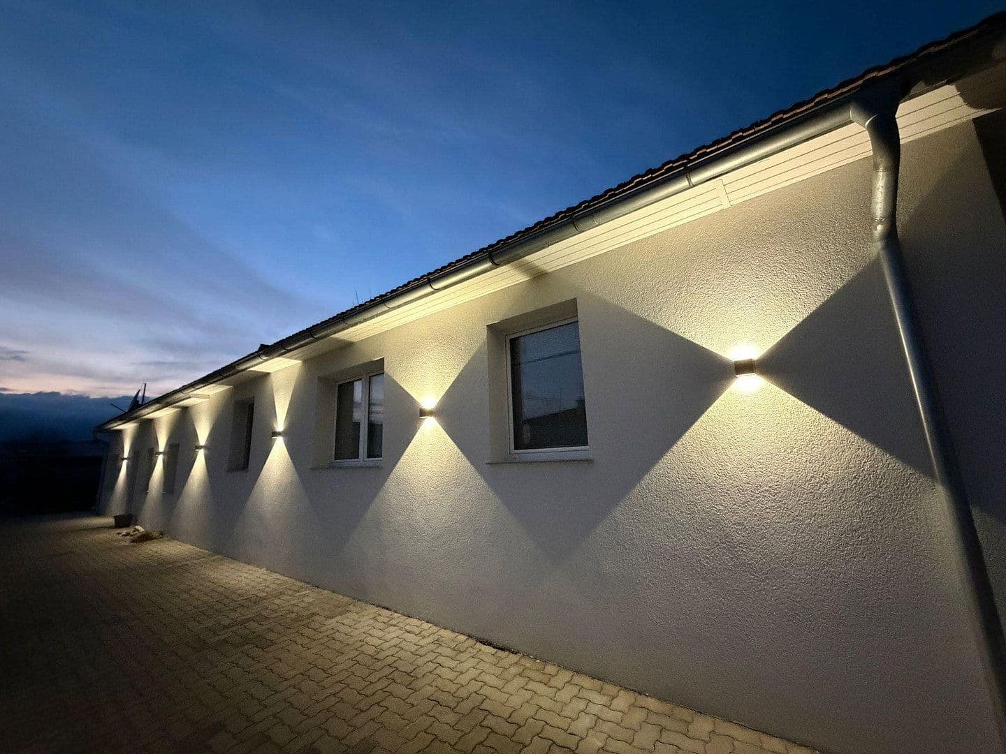 Pronájem domu 130 m², pozemek 589 m², Maria Lourd Weg 9, Enzersfel im Weinviertel, Dolní Rakousko Pronájem domu 130 m², pozemek 589 m², Maria Lourd Weg 9, Enzersfel im Weinviertel, Dolní Rakousko