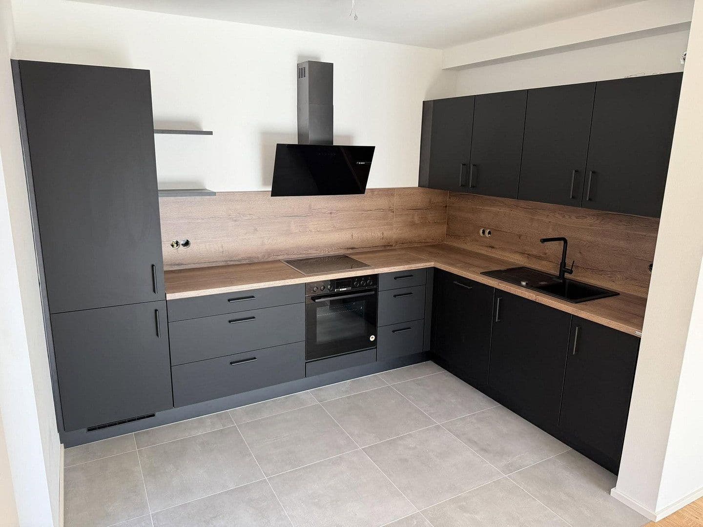 Pronájem bytu 2+1 82 m², Hauptstraße 2, Siegburg, Severní Porýní-Vestfálsko Pronájem bytu 2+1 82 m², Hauptstraße 2, Siegburg, Severní Porýní-Vestfálsko