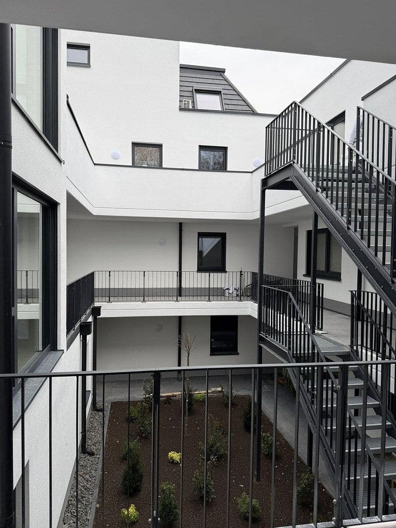 Pronájem bytu 2+1 82 m², Hauptstraße 2, Siegburg, Severní Porýní-Vestfálsko Pronájem bytu 2+1 82 m², Hauptstraße 2, Siegburg, Severní Porýní-Vestfálsko