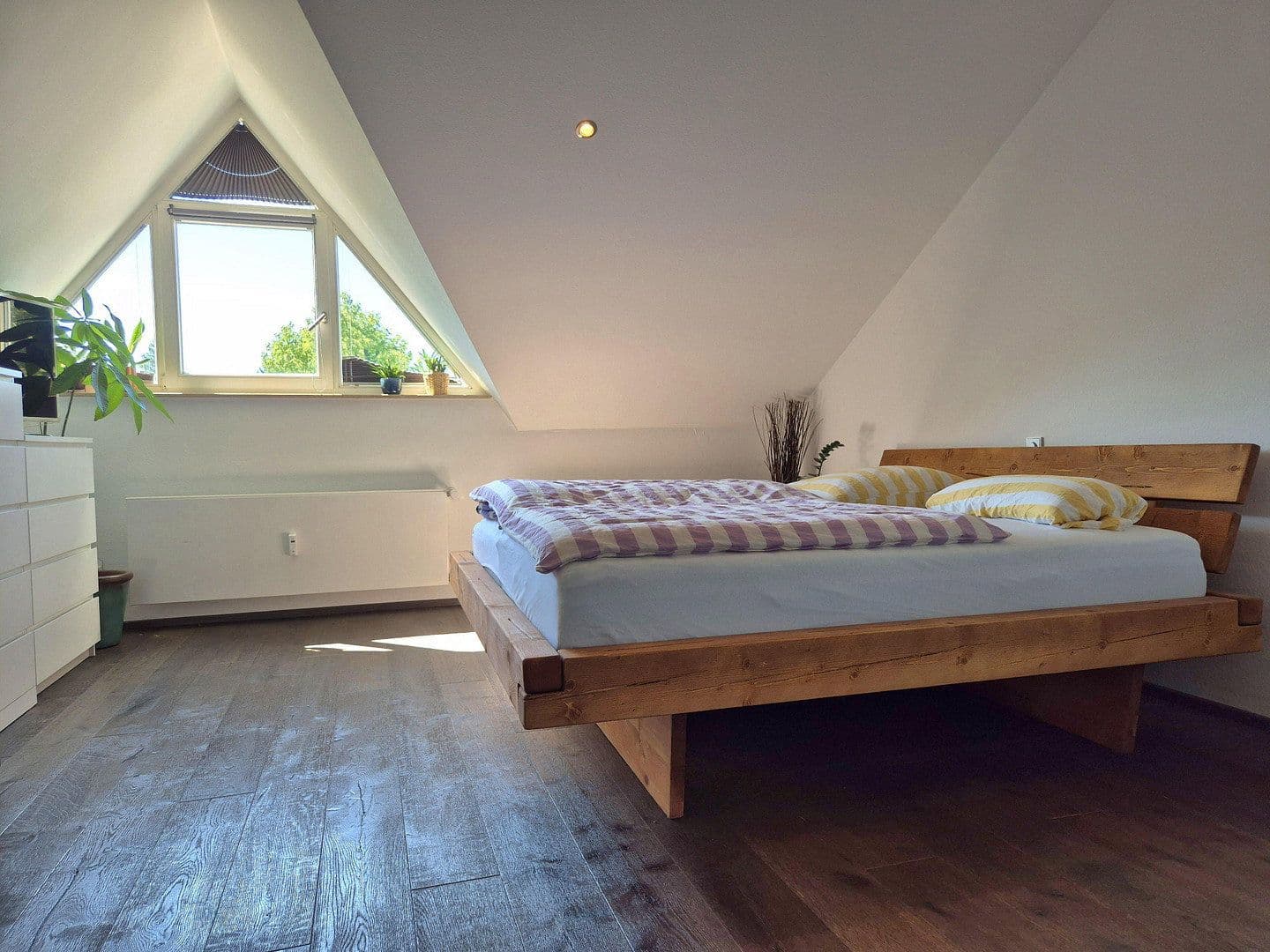 Pronájem bytu 3+1 102 m², Durmersheim, Bádensko-Württembersko Pronájem bytu 3+1 102 m², Durmersheim, Bádensko-Württembersko