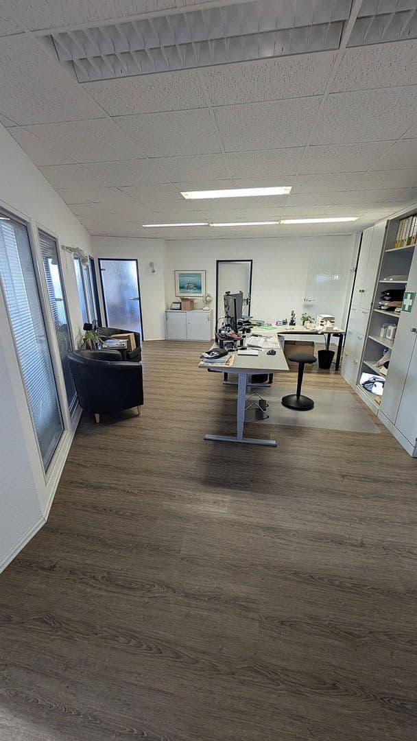 Pronájem kanceláře 194 m², Mengendamm 12, Hannover, Dolní Sasko Pronájem kanceláře 194 m², Mengendamm 12, Hannover, Dolní Sasko