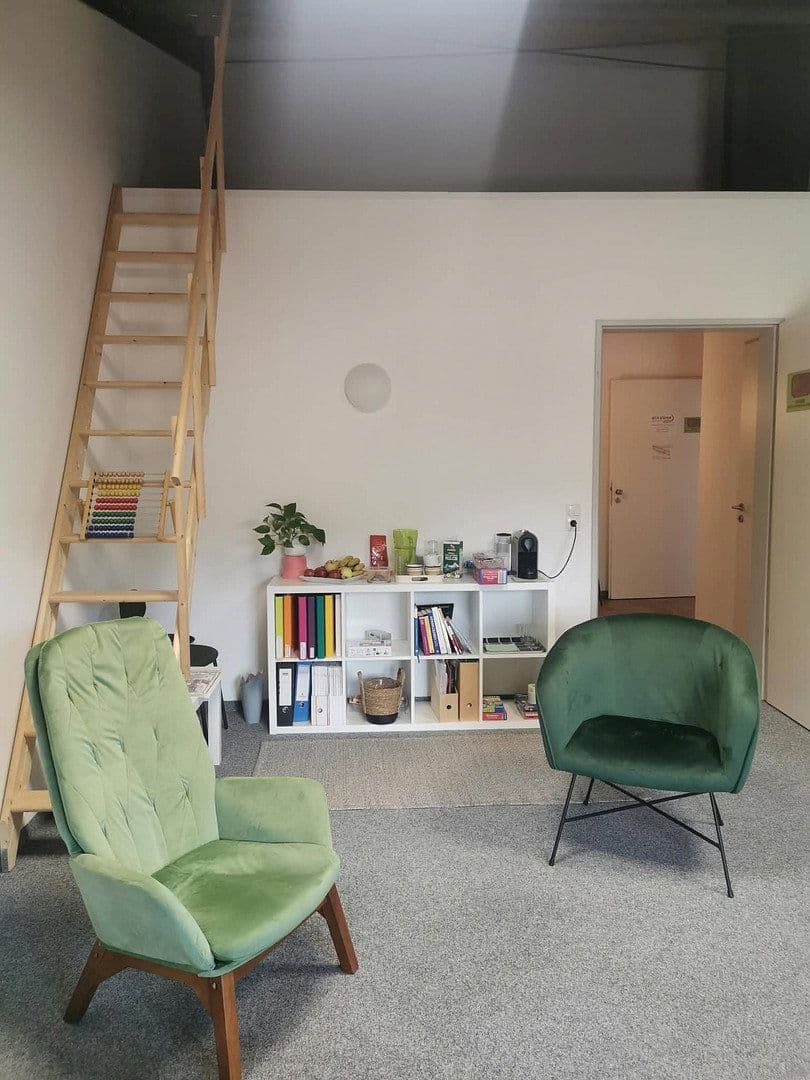 Pronájem kanceláře 85 m², Marmorwerkstr. 52, Kiefersfelden, Bavorsko Pronájem kanceláře 85 m², Marmorwerkstr. 52, Kiefersfelden, Bavorsko