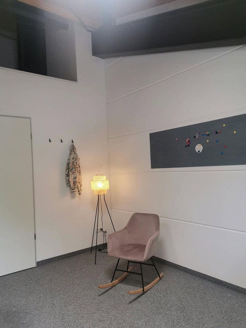 Pronájem kanceláře 85 m², Marmorwerkstr. 52, Kiefersfelden, Bavorsko Pronájem kanceláře 85 m², Marmorwerkstr. 52, Kiefersfelden, Bavorsko