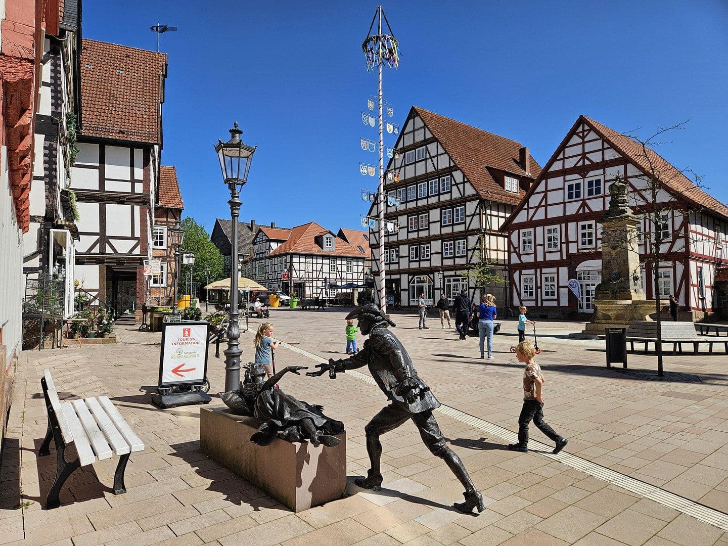 Prodej pozemku 751 m², Offenbergblick 16, Hofgeismar, Hessen Prodej pozemku 751 m², Offenbergblick 16, Hofgeismar, Hessen