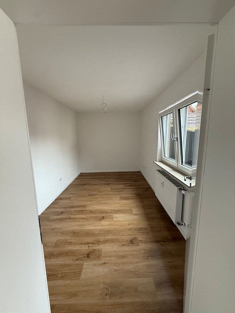 Pronájem bytu 3+kk 90 m², Ellhofen, Bádensko-Württembersko Pronájem bytu 3+kk 90 m², Ellhofen, Bádensko-Württembersko
