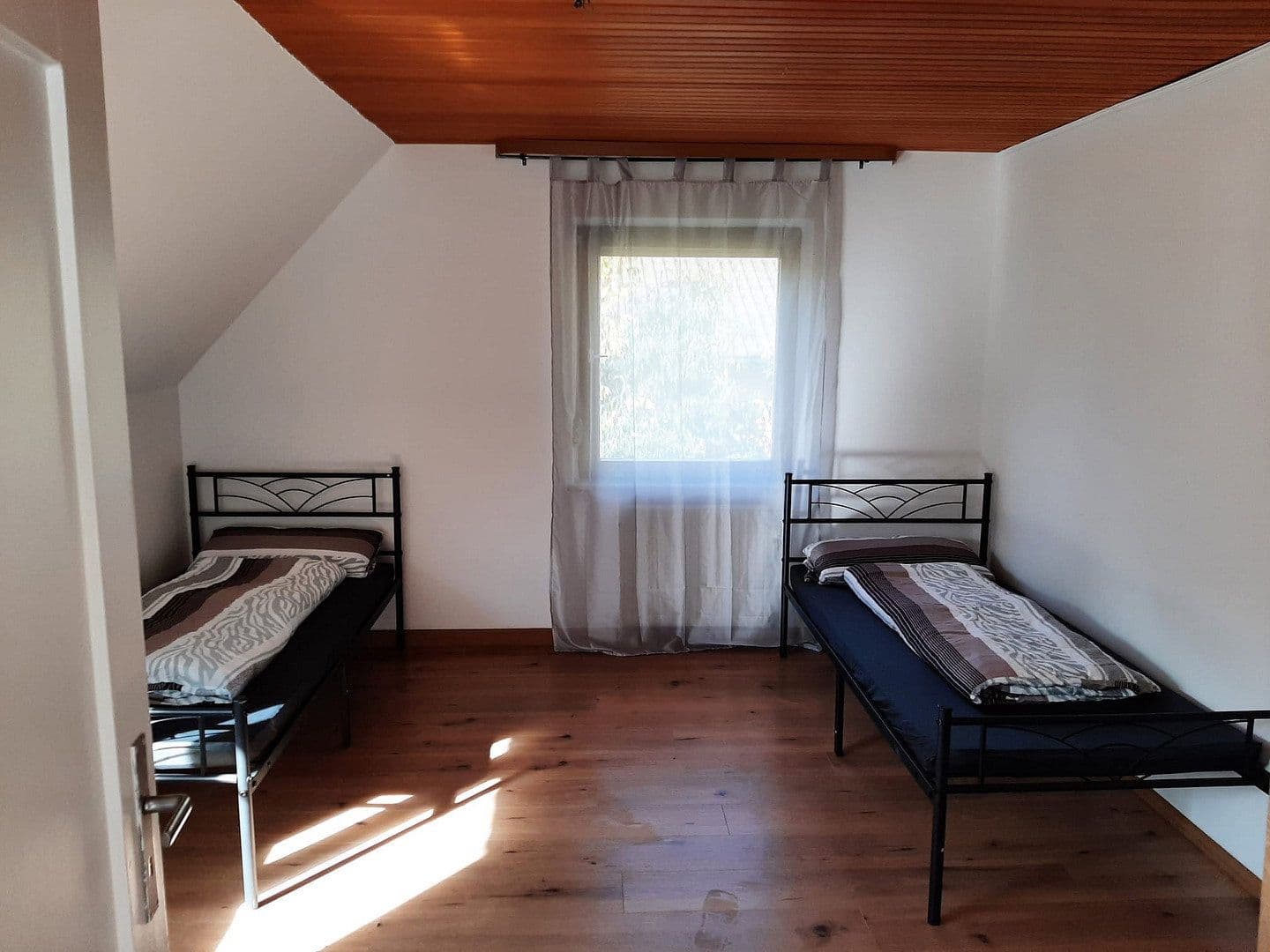 Pronájem bytu 6+1 100 m², Schönbrunn, Landshut, Bavorsko Pronájem bytu 6+1 100 m², Schönbrunn, Landshut, Bavorsko