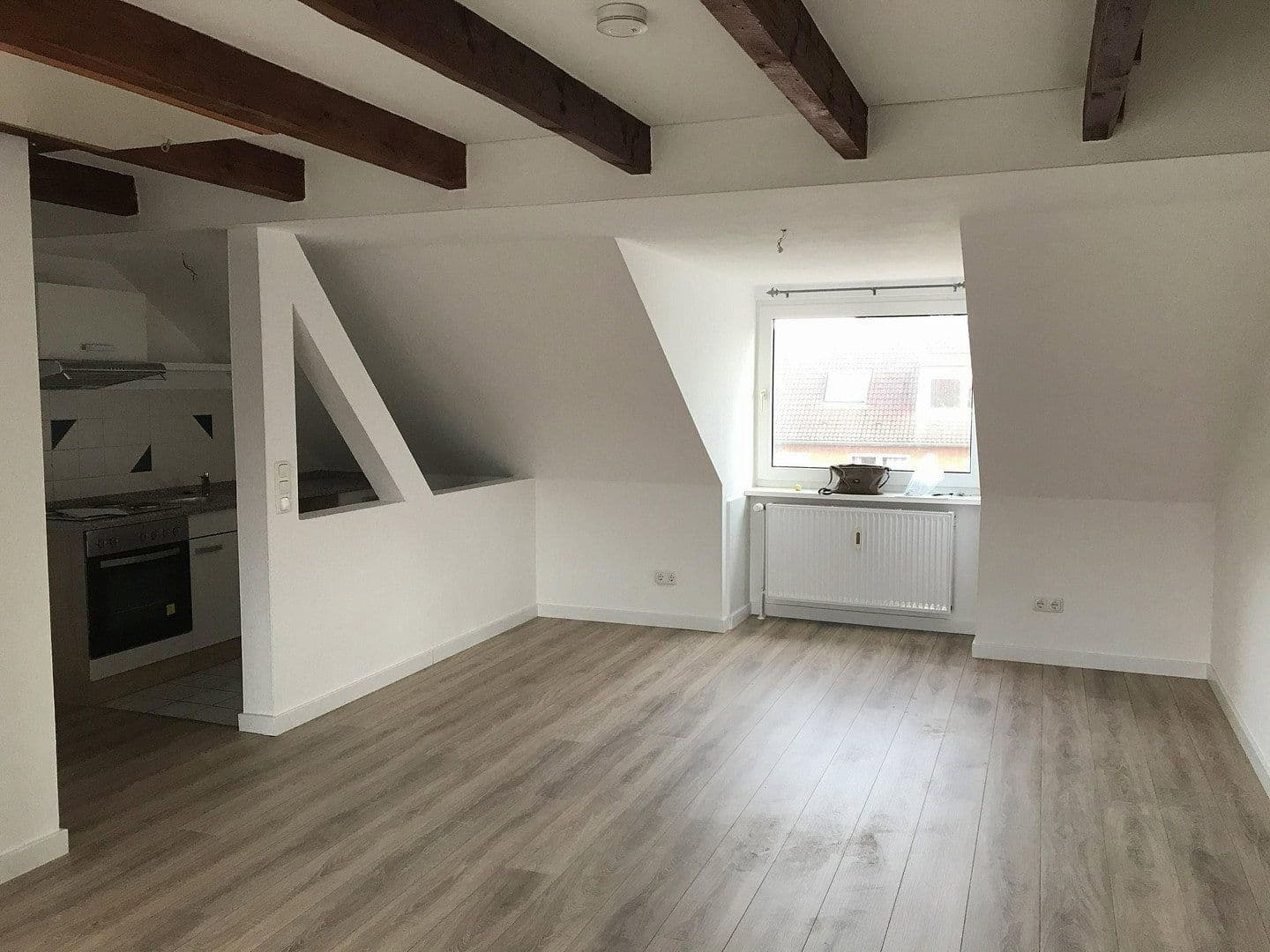 Pronájem bytu 1+1 38 m², Lübeck, Šlesvicko-Holštýnsko Pronájem bytu 1+1 38 m², Lübeck, Šlesvicko-Holštýnsko