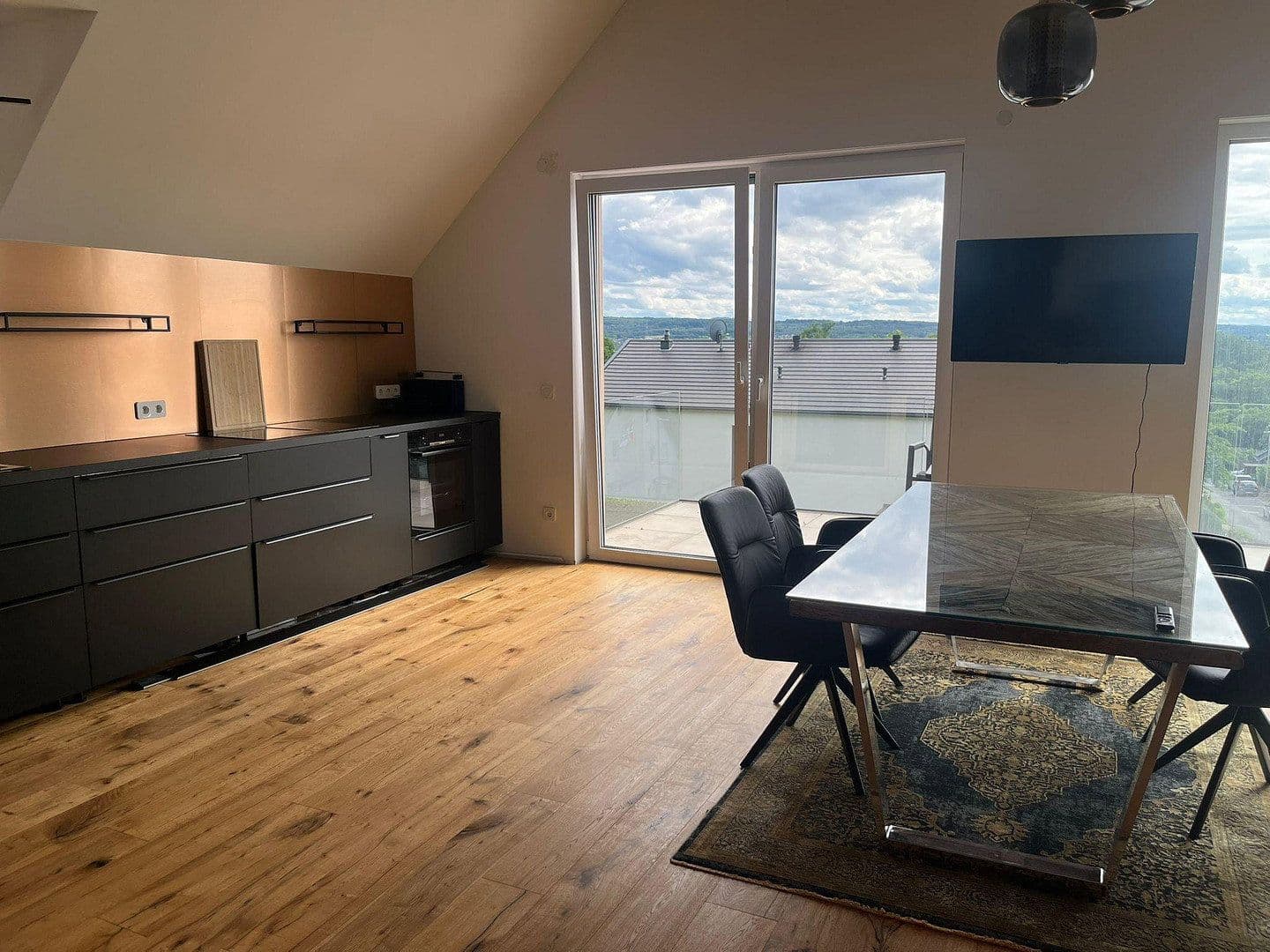 Pronájem bytu 3+1 107 m², Siegburg, Severní Porýní-Vestfálsko Pronájem bytu 3+1 107 m², Siegburg, Severní Porýní-Vestfálsko