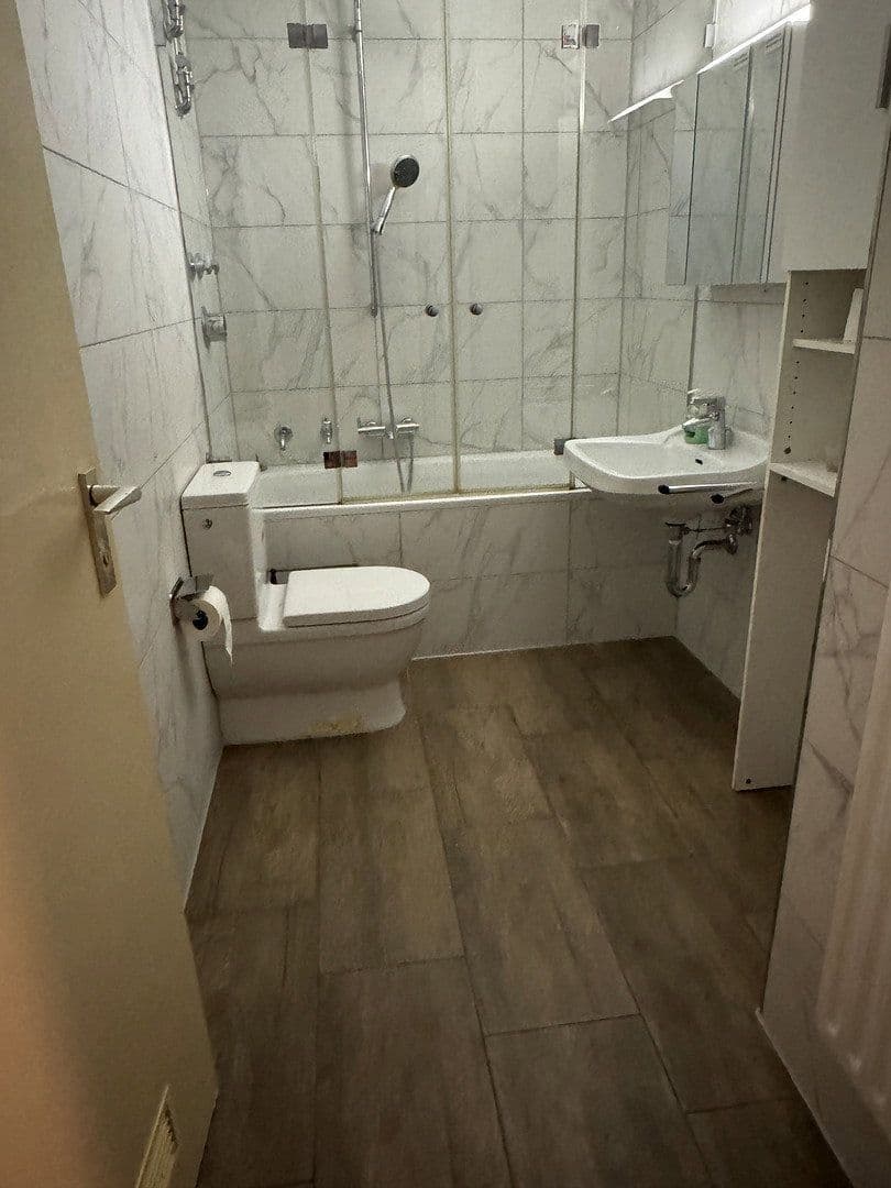 Prodej bytu 1+kk 42 m², Albert-Schweitzer-Str.65, München, Bavorsko Prodej bytu 1+kk 42 m², Albert-Schweitzer-Str.65, München, Bavorsko