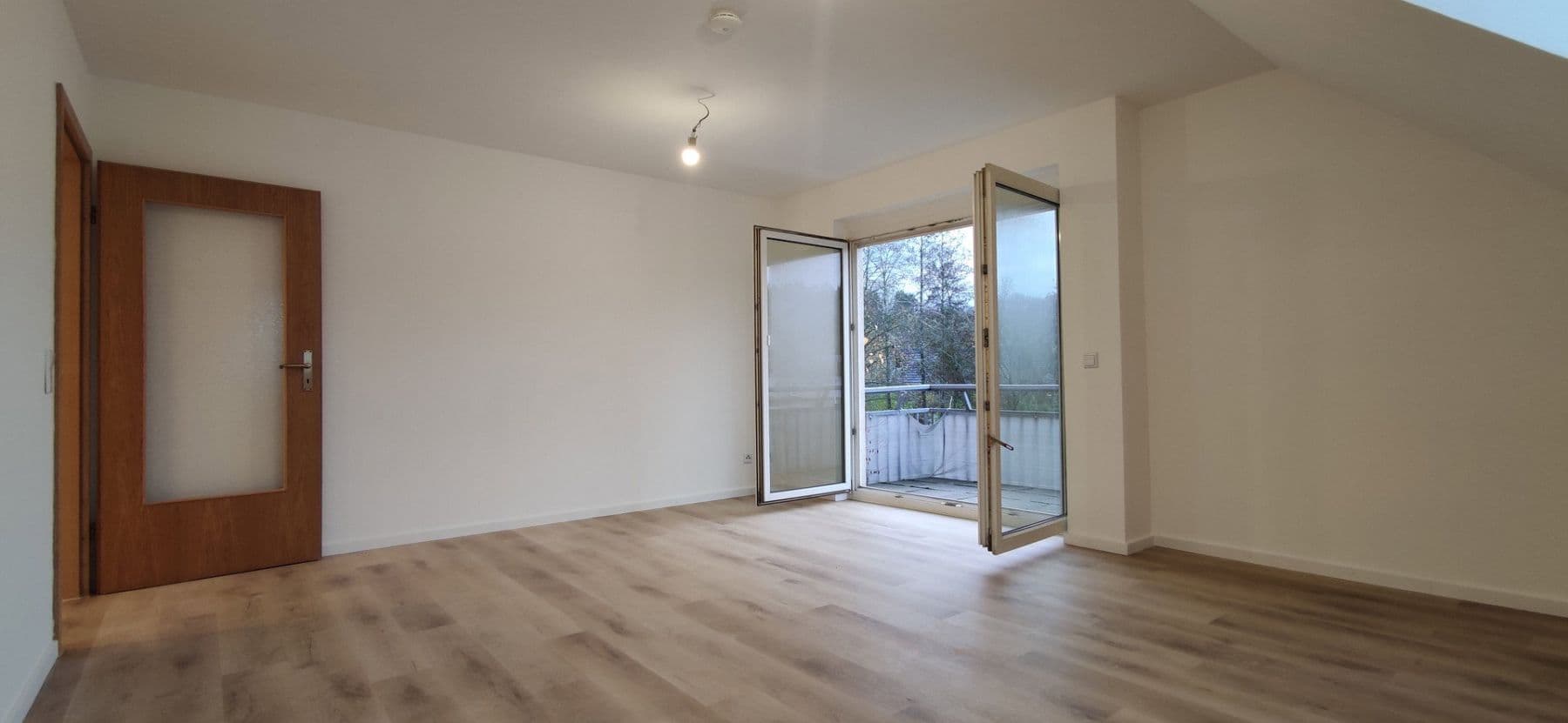 Pronájem bytu 2+1 45 m², Erlenweg 6, Aurach, Bavorsko Pronájem bytu 2+1 45 m², Erlenweg 6, Aurach, Bavorsko