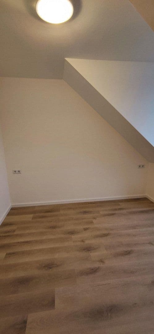 Pronájem bytu 2+1 45 m², Erlenweg 6, Aurach, Bavorsko Pronájem bytu 2+1 45 m², Erlenweg 6, Aurach, Bavorsko