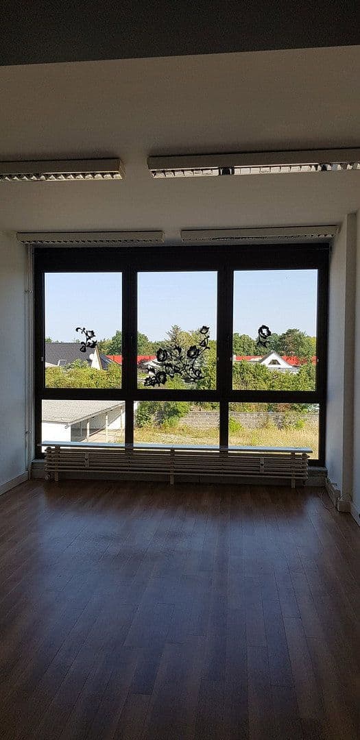 Pronájem kanceláře 77 m², Berliner Strasse 109 B, Oranienburg, Braniborsko Pronájem kanceláře 77 m², Berliner Strasse 109 B, Oranienburg, Braniborsko