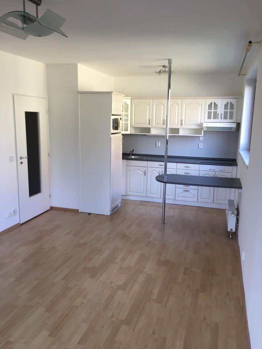Pronájem bytu 2+kk 43 m², Jaroslava Foglara, Praha, Praha Pronájem bytu 2+kk 43 m², Jaroslava Foglara, Praha, Praha
