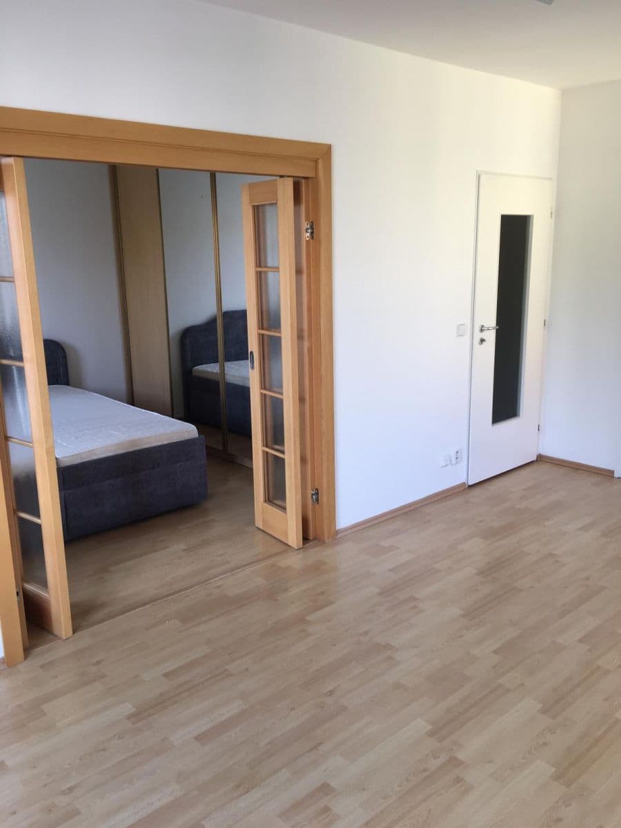 Pronájem bytu 2+kk 43 m², Jaroslava Foglara, Praha, Praha Pronájem bytu 2+kk 43 m², Jaroslava Foglara, Praha, Praha
