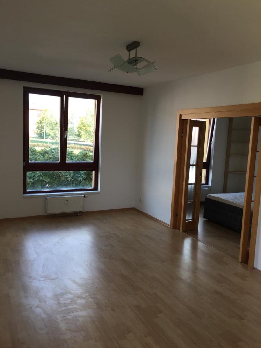 Pronájem bytu 2+kk 43 m², Jaroslava Foglara, Praha, Praha Pronájem bytu 2+kk 43 m², Jaroslava Foglara, Praha, Praha