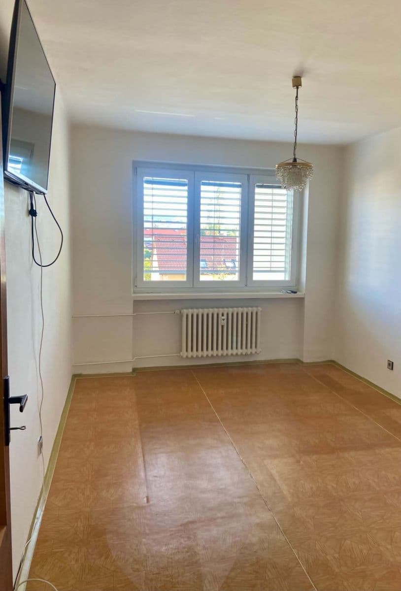Pronájem bytu 3+1 77 m², Křimická, Plzeň, Plzeňský kraj Pronájem bytu 3+1 77 m², Křimická, Plzeň, Plzeňský kraj